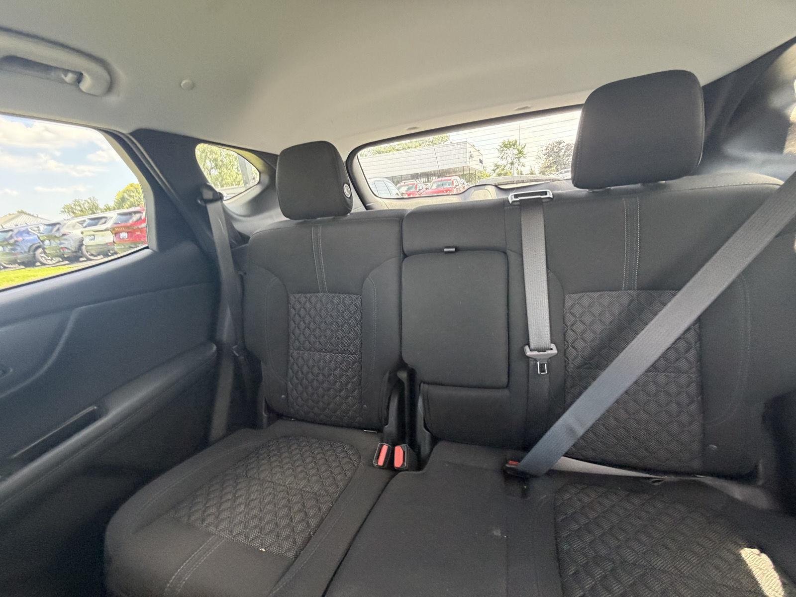 Used 2021 Summit White Chevrolet LT image 27