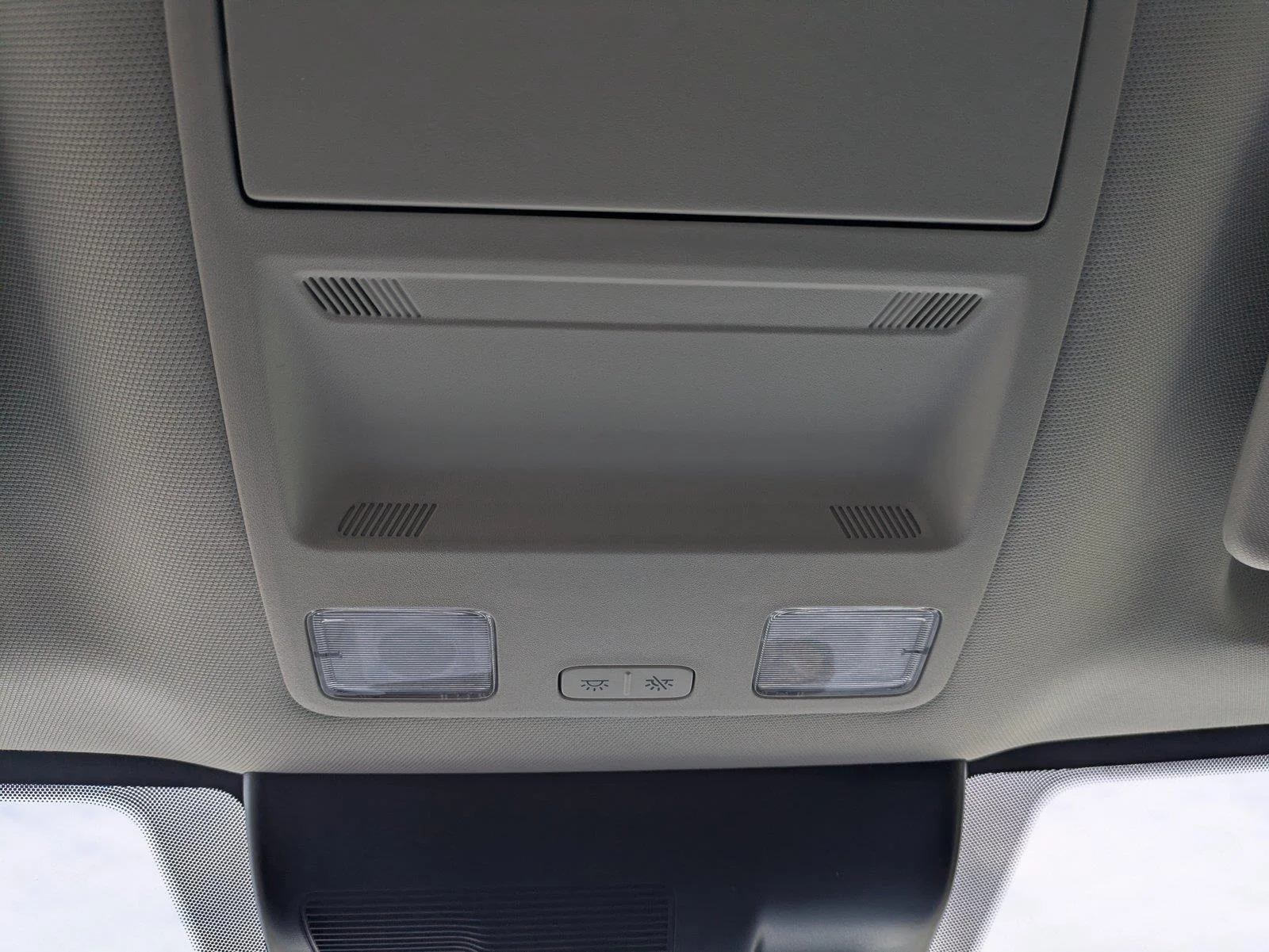 New 2026 Oxford White Ford XLT image 27