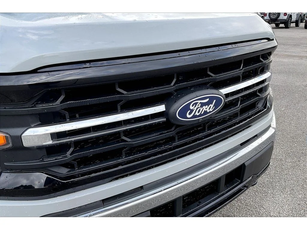 Used 2024  Ford XLT image 21