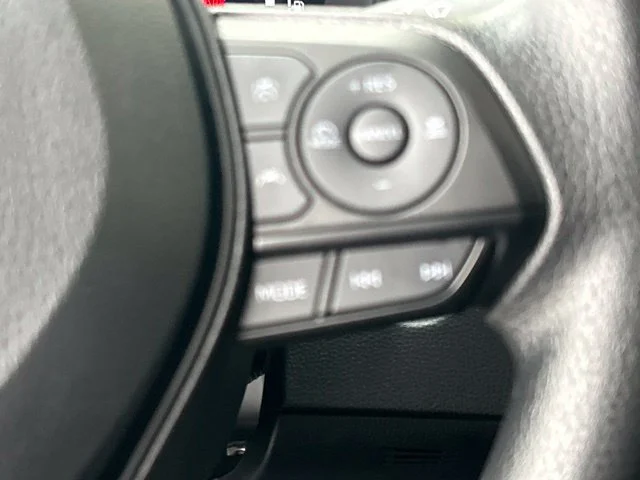 Certified Used 2026  Toyota LE image 37
