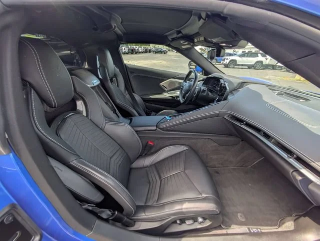 Used 2023 Blue Chevrolet 2LT image 30