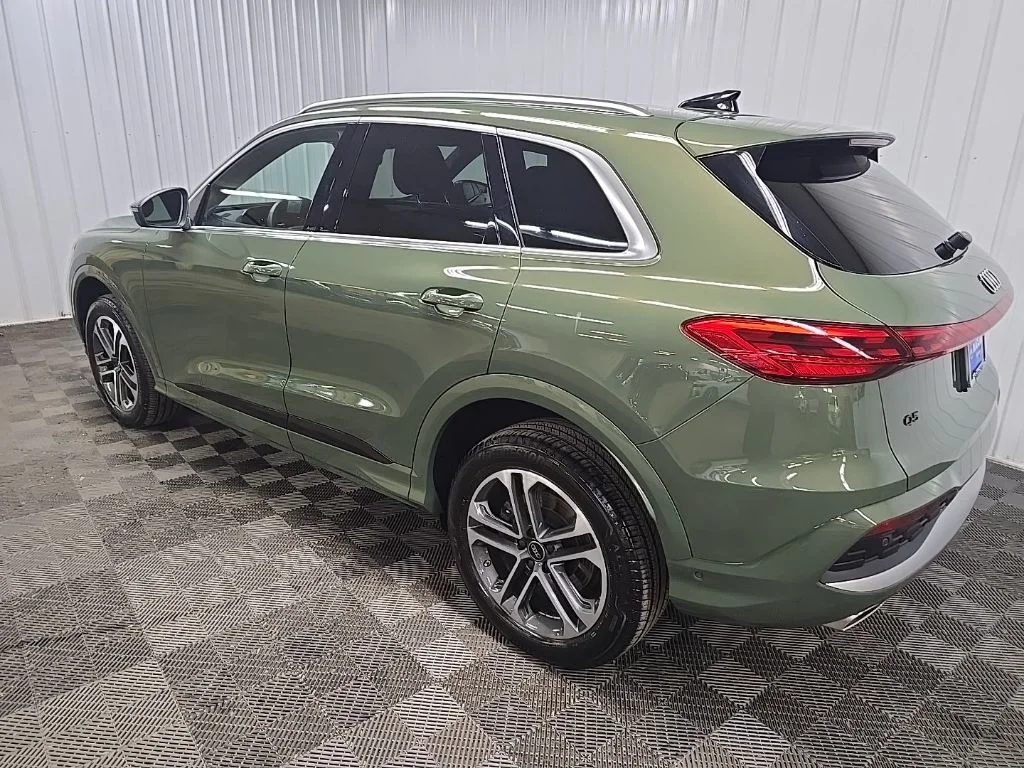 Used 2025 Green Audi 2.0T Premium Plus image 9