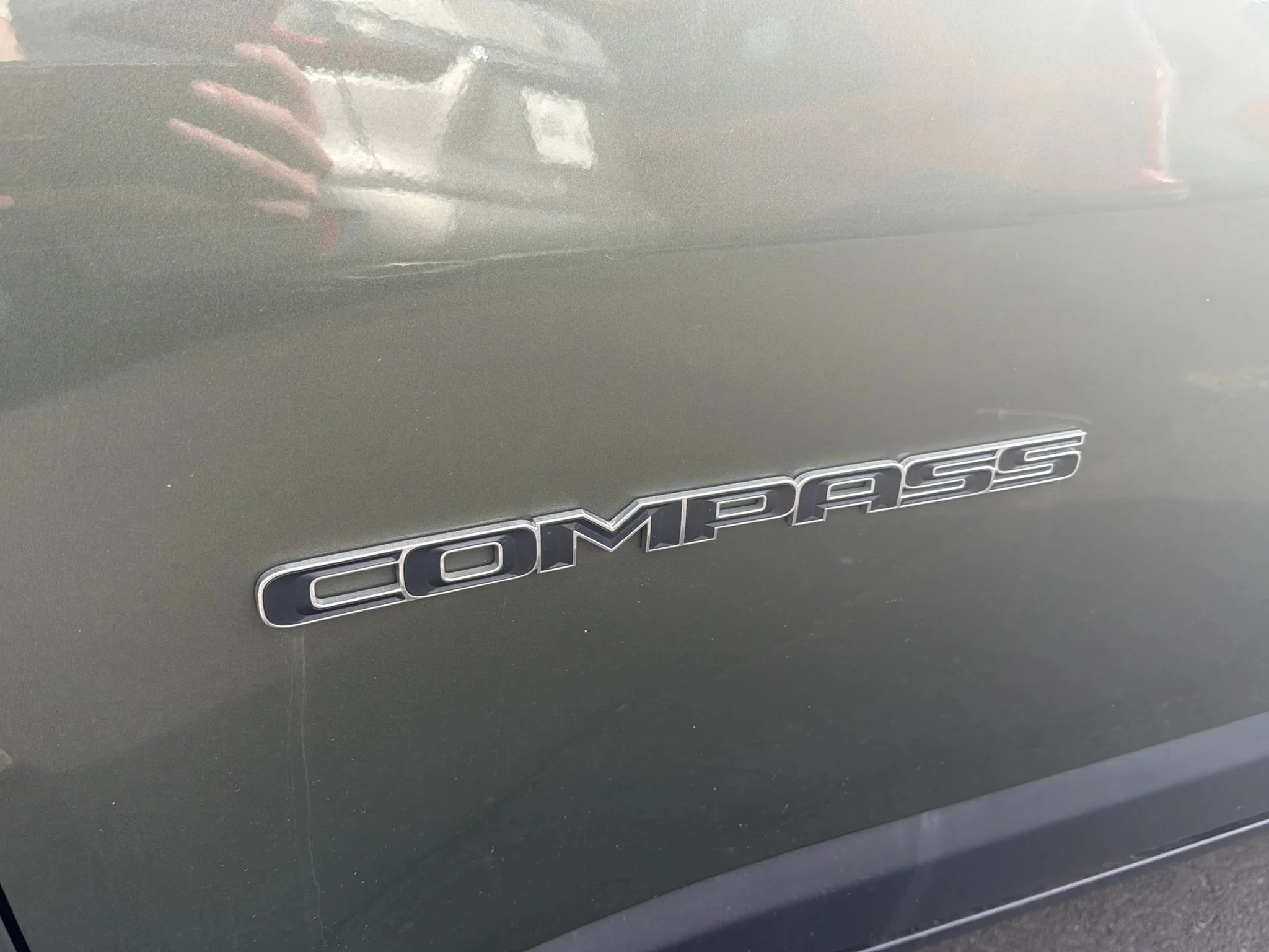 Used 2020 Olive Green Pearlcoat Jeep Latitude image 31