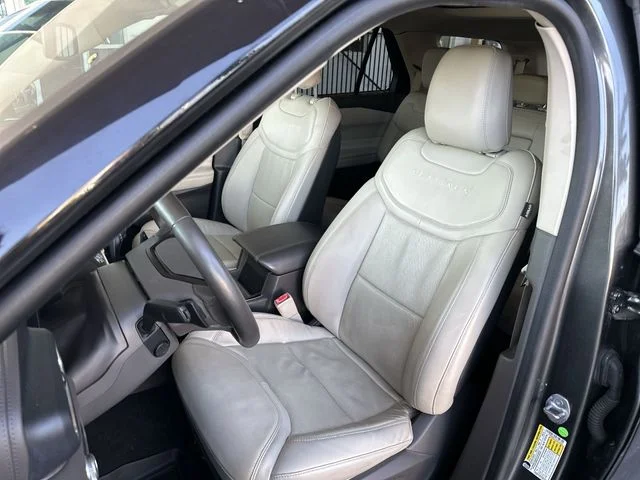 Used 2020 Gray Ford Platinum image 12