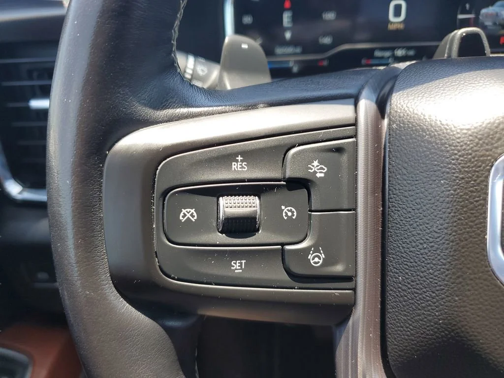 Used 2025 Thunderstorm Gray GMC Denali Ultimate image 21