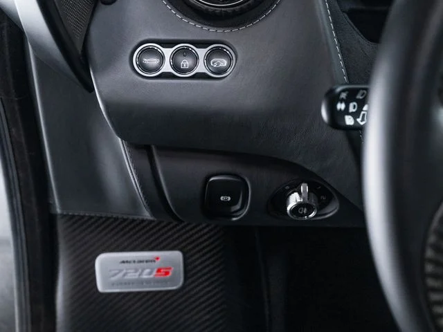 Used 2018 Gray McLaren Base image 41