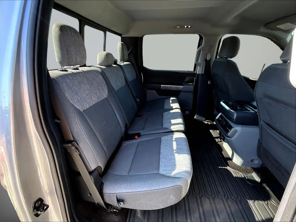 Used 2022 Silver Metallic Ford XLT image 28