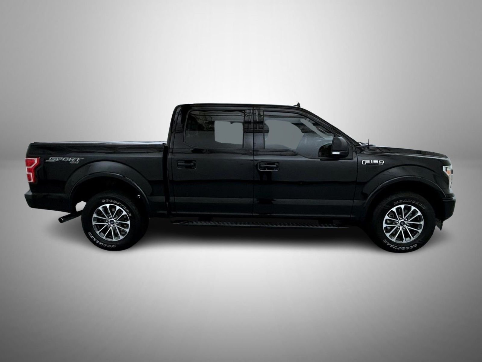 Used 2020 Black Ford XLT image 4