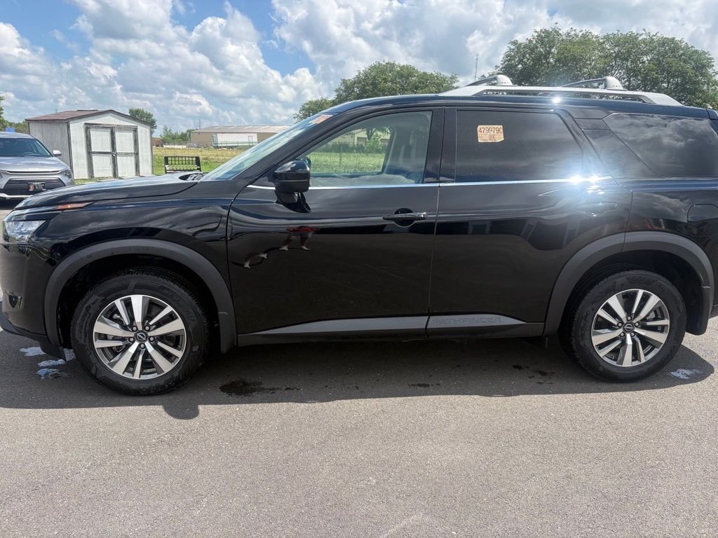 Used 2025 Super Black Nissan SL image 6