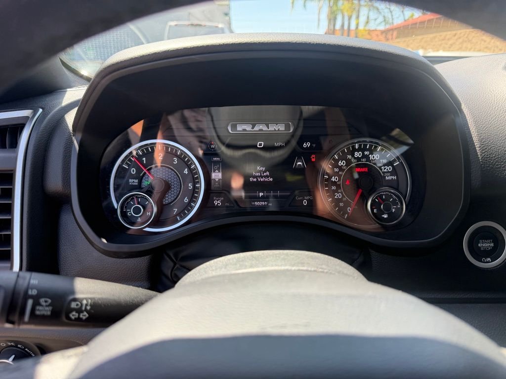 Used 2025 Silver Ram Big Horn/Lone Star image 19