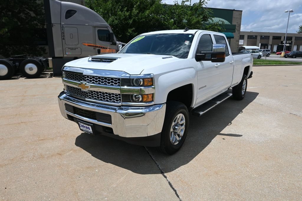 Used 2019 Summit White Chevrolet LT image 4