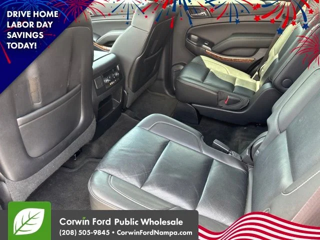 Used 2015 White Diamond Clearcoat Chevrolet  image 26