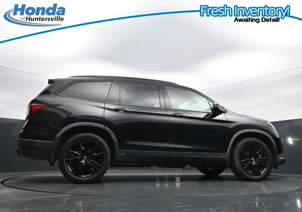 Used 2022 Crystal Black Pearl Honda Black Edition image 34