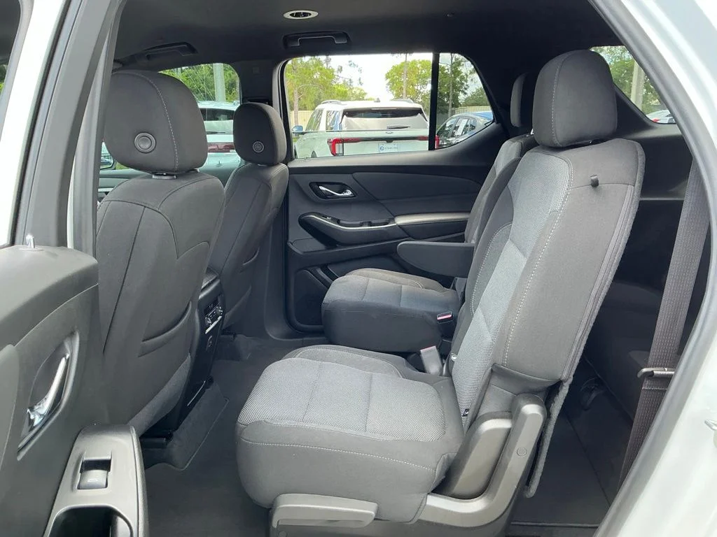 Used 2023 White Chevrolet LT image 29