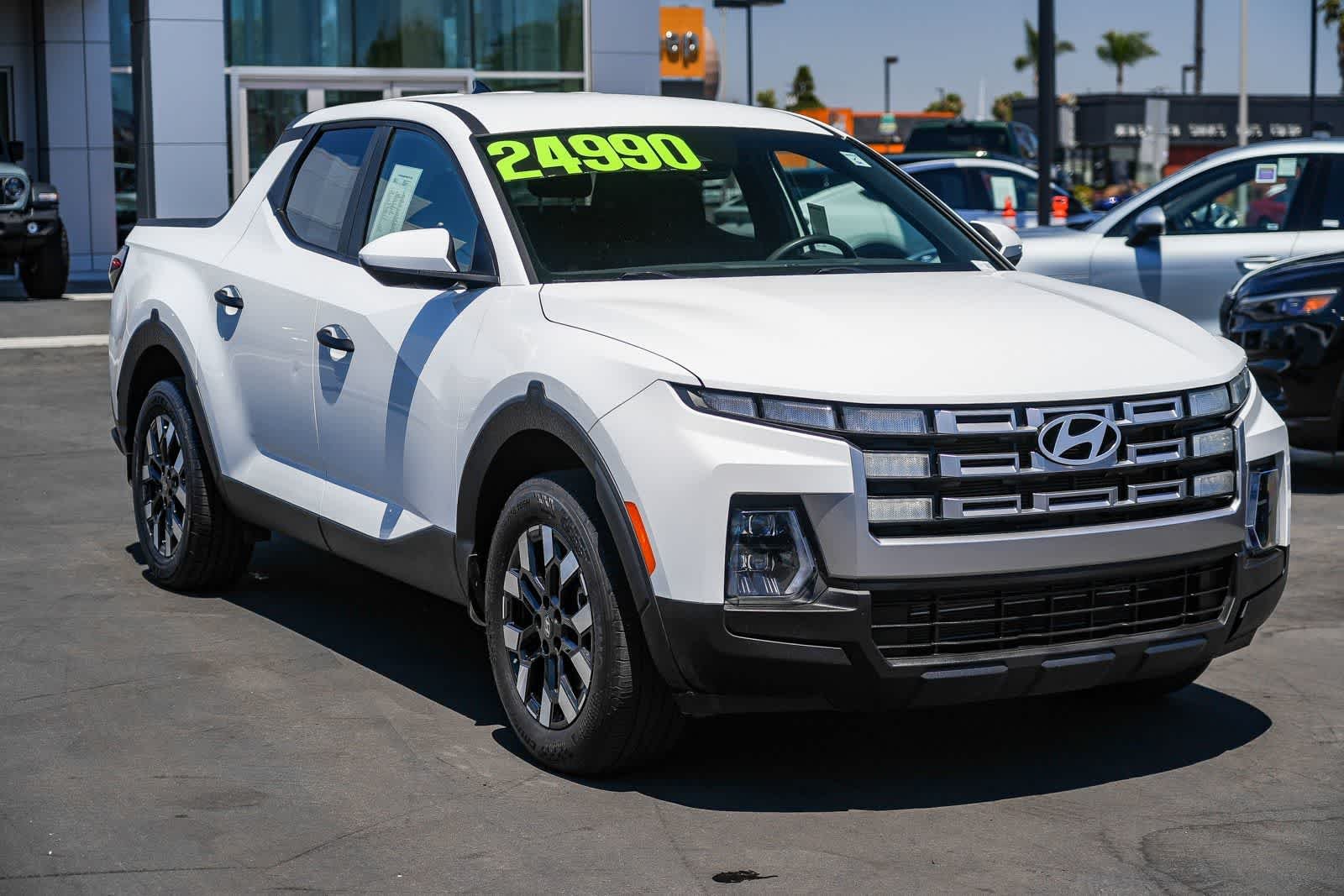 Used 2025 Atlas White Hyundai SE image 5