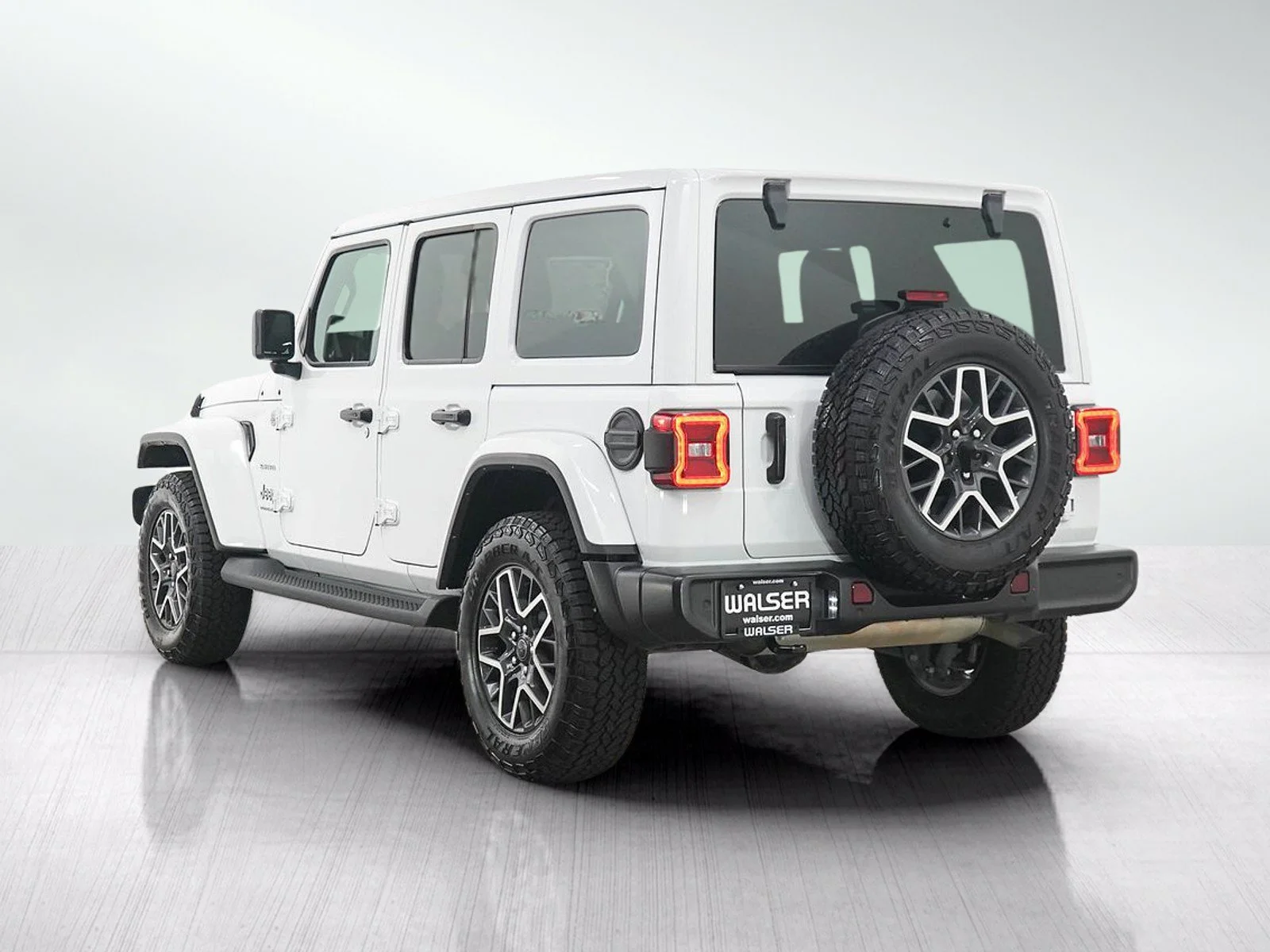 Used 2024 Bright White Clearcoat Jeep Sahara image 3