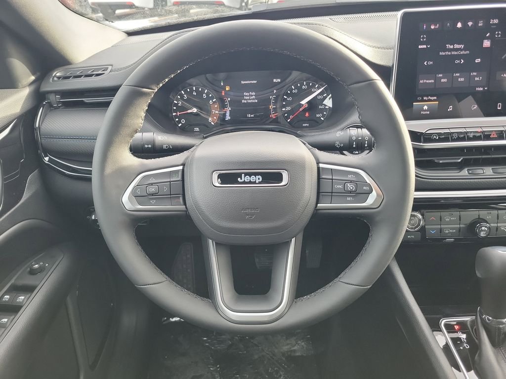 New 2026 Fathom Blue Pearl Coat Jeep Latitude image 15