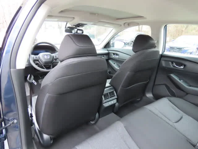 New 2026 Meteorite Gray Metallic Honda SE image 13