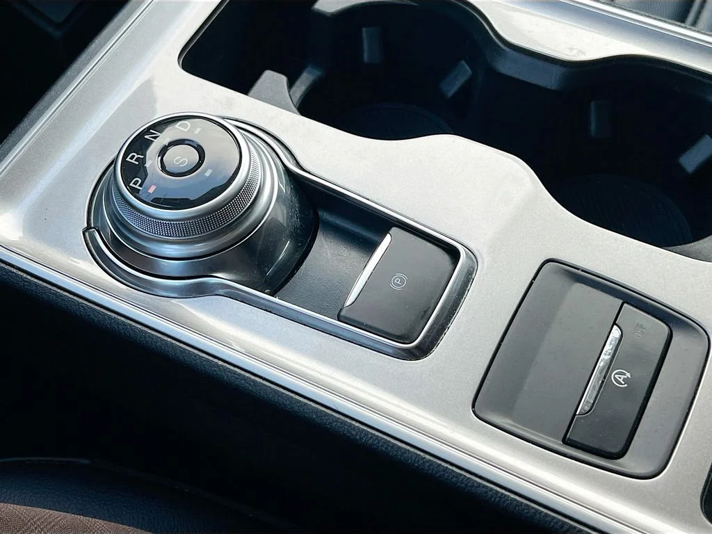 2024 Ford Edge SEL - Photo 18