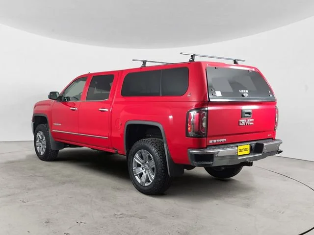 Used 2018 CARDINAL RED GMC SLT image 3