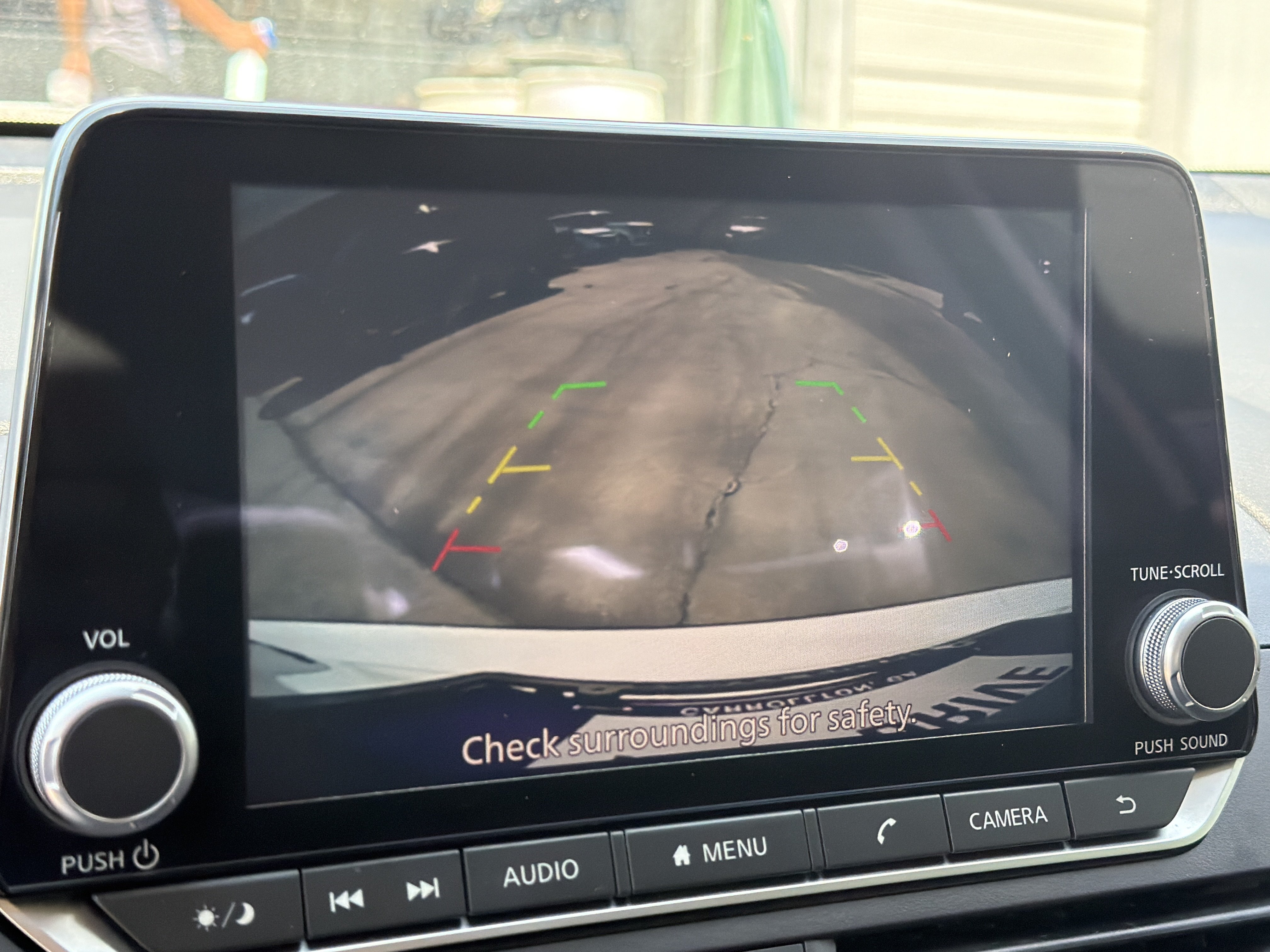 Certified Used 2025 Glacier White Nissan S image 30