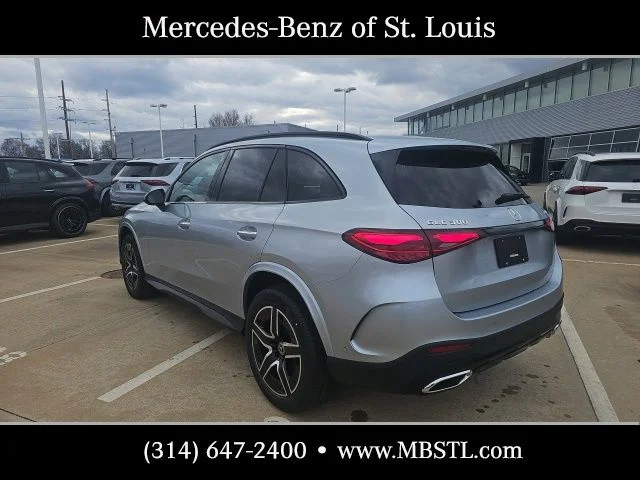New 2026 Cirrus Silver Metallic Mercedes-Benz GLC 300 image 4