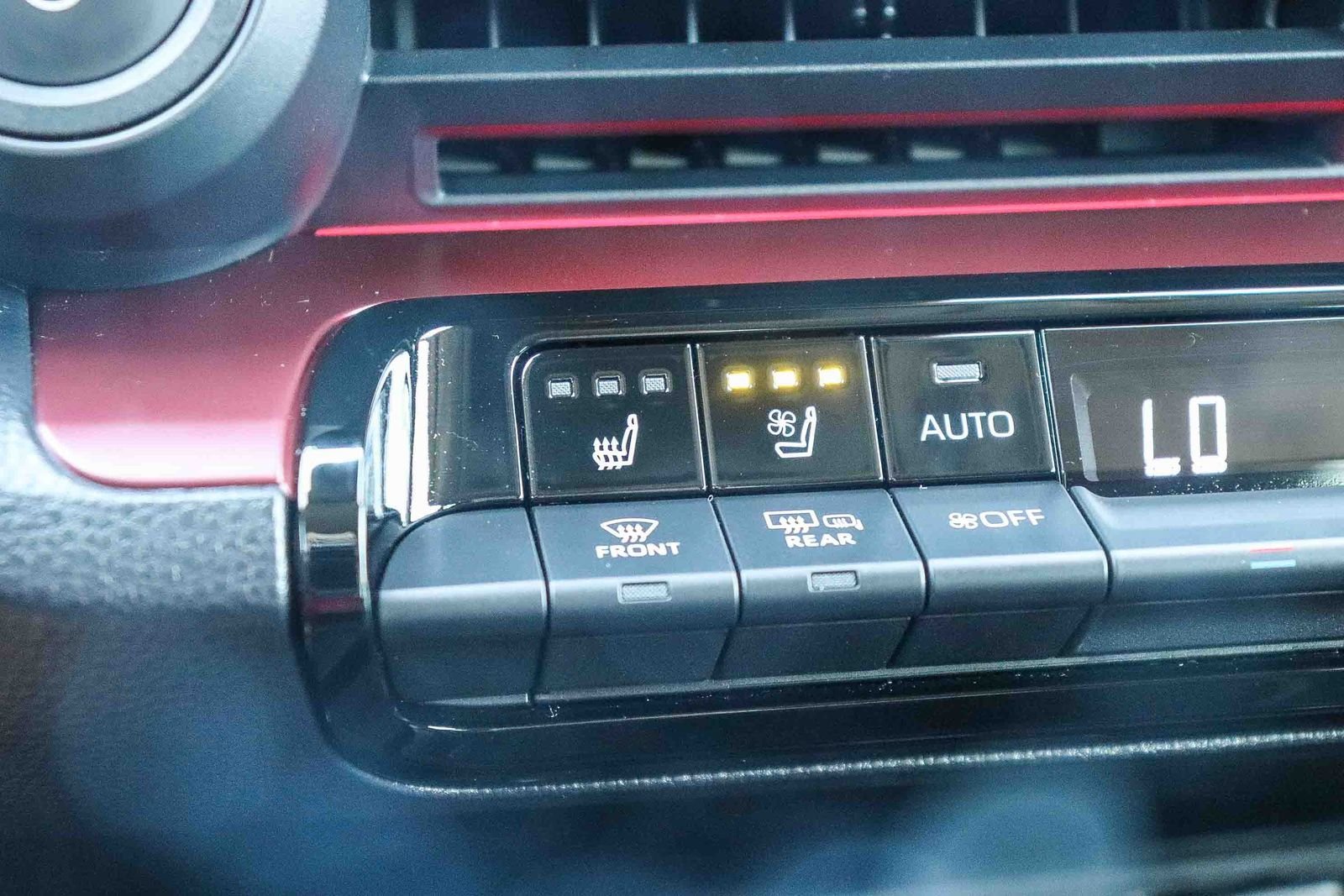 Certified Used 2024 Pearl Toyota XSE Premium image 31