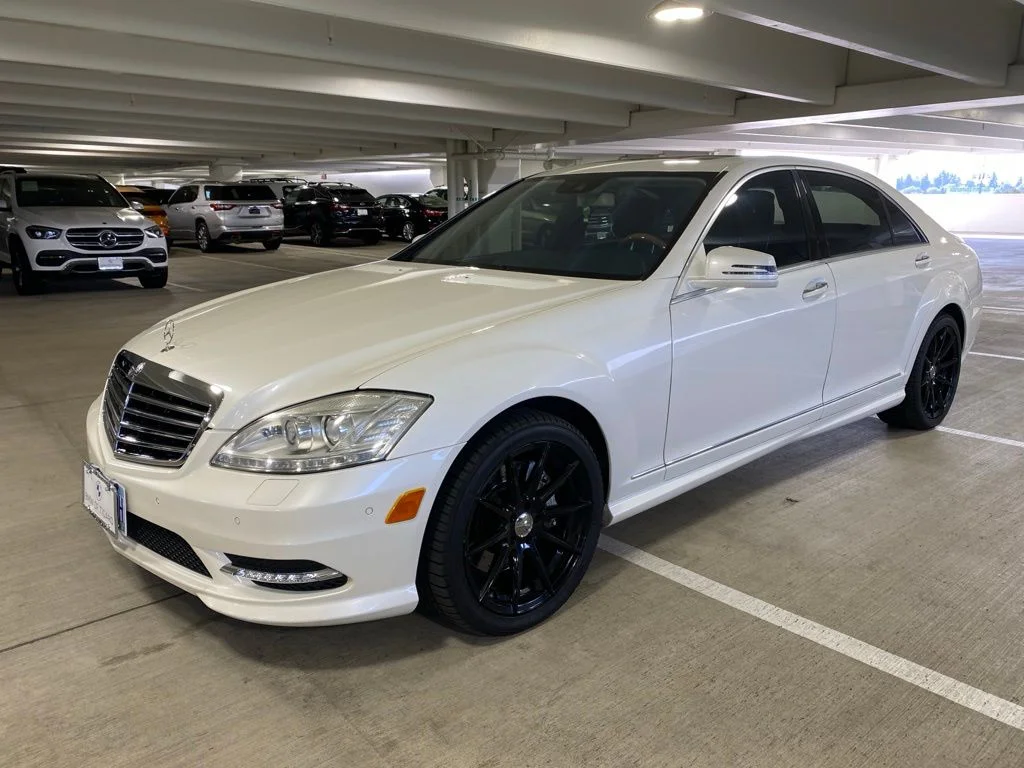 Used 2010 White Mercedes-Benz S 550 image 1