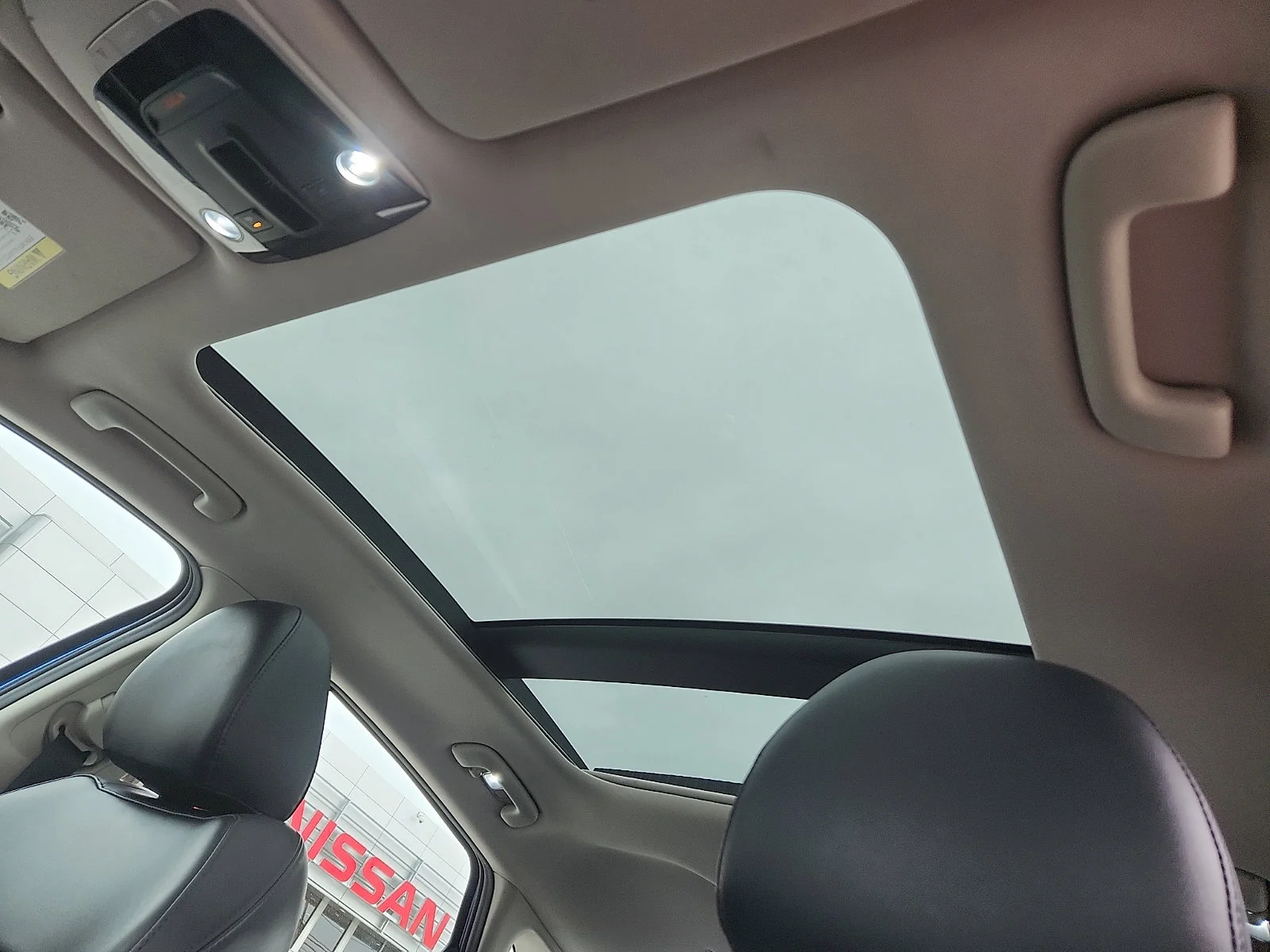 2022 Kia K5 EX - Photo 14