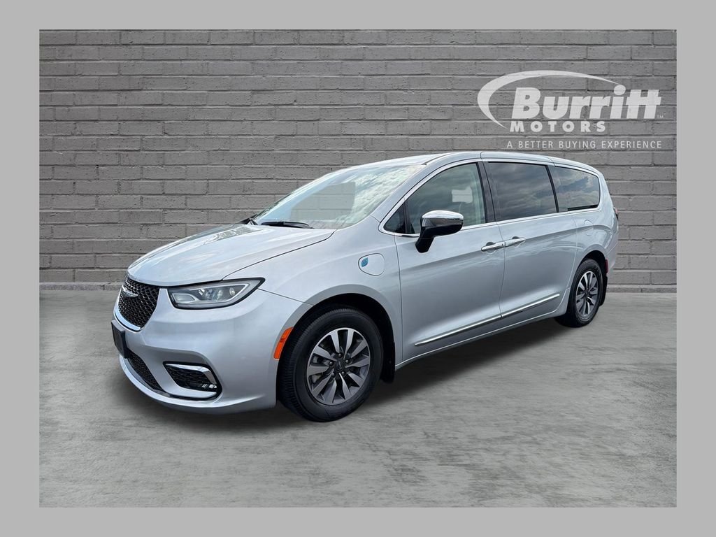 2023 Chrysler Pacifica Hybrid