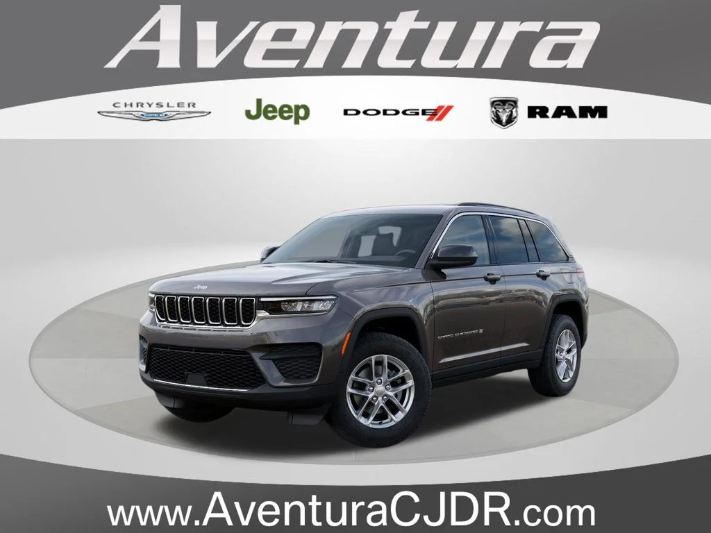 2026 Jeep Grand Cherokee Laredo X's photo