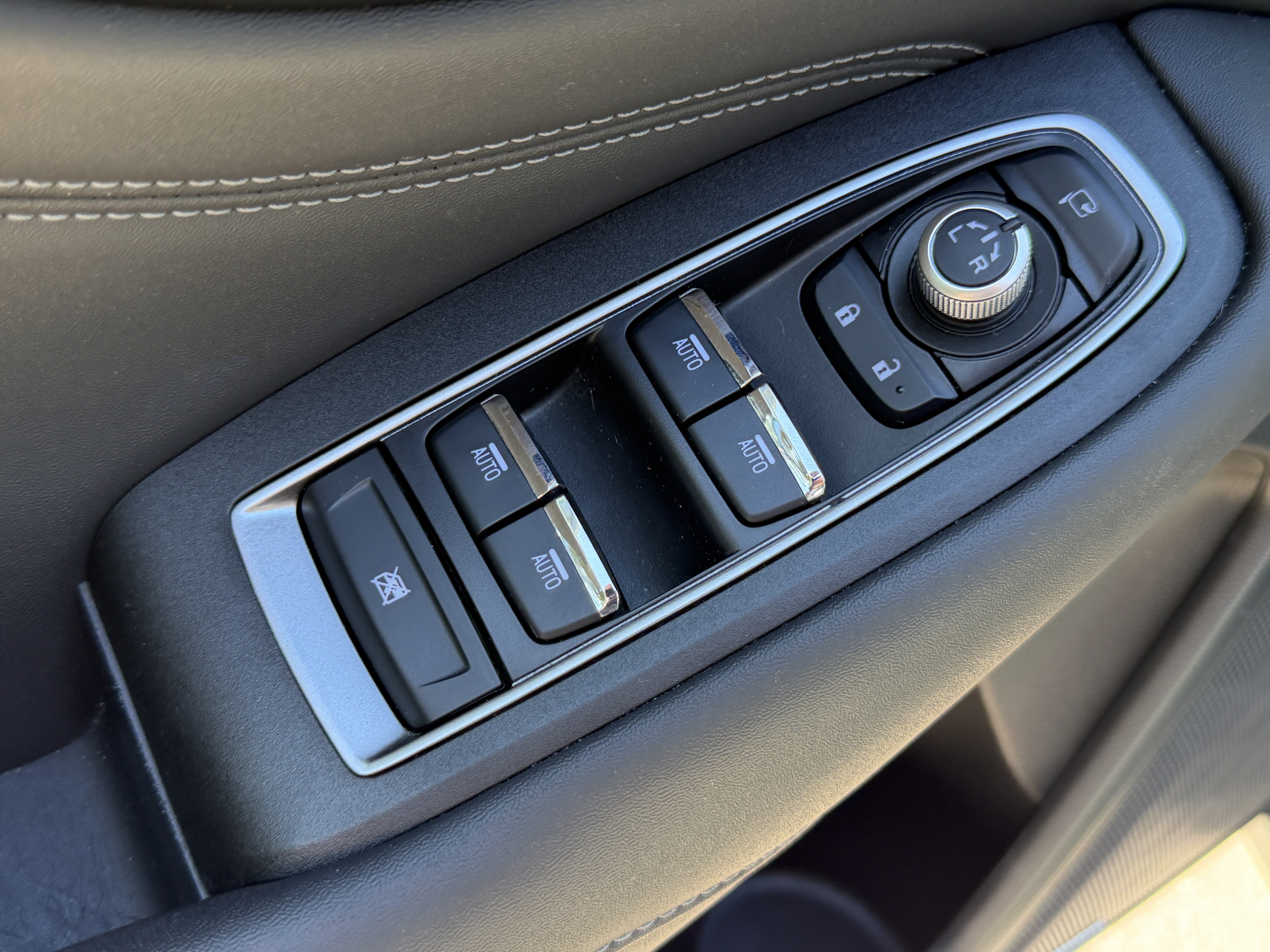 Used 2024  Subaru Touring XT image 13