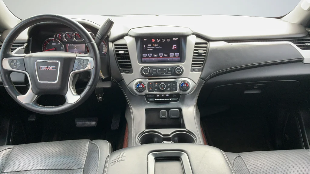 Used 2016 Silver GMC SLE image 7