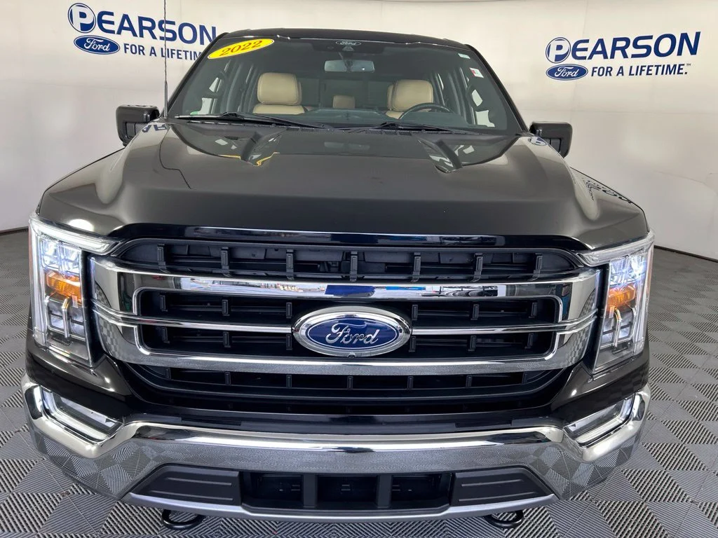 Used 2022 Black Ford Lariat image 2