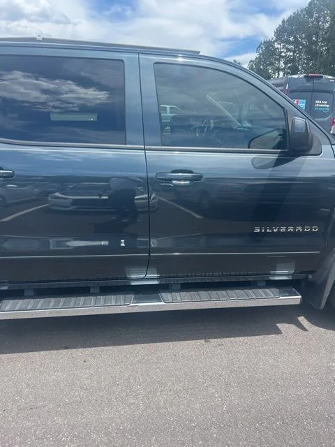 Used 2017 Graphite Metallic Chevrolet LT image 4