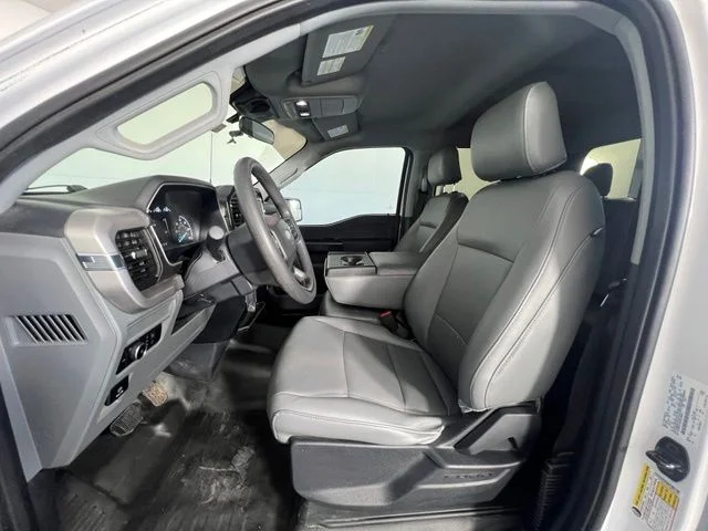 Used 2022 White Ford XL image 13