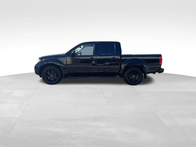 Used 2018 Black Nissan SV image 4