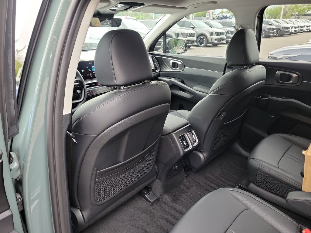 New 2026 Cityscape Green Kia EX image 17