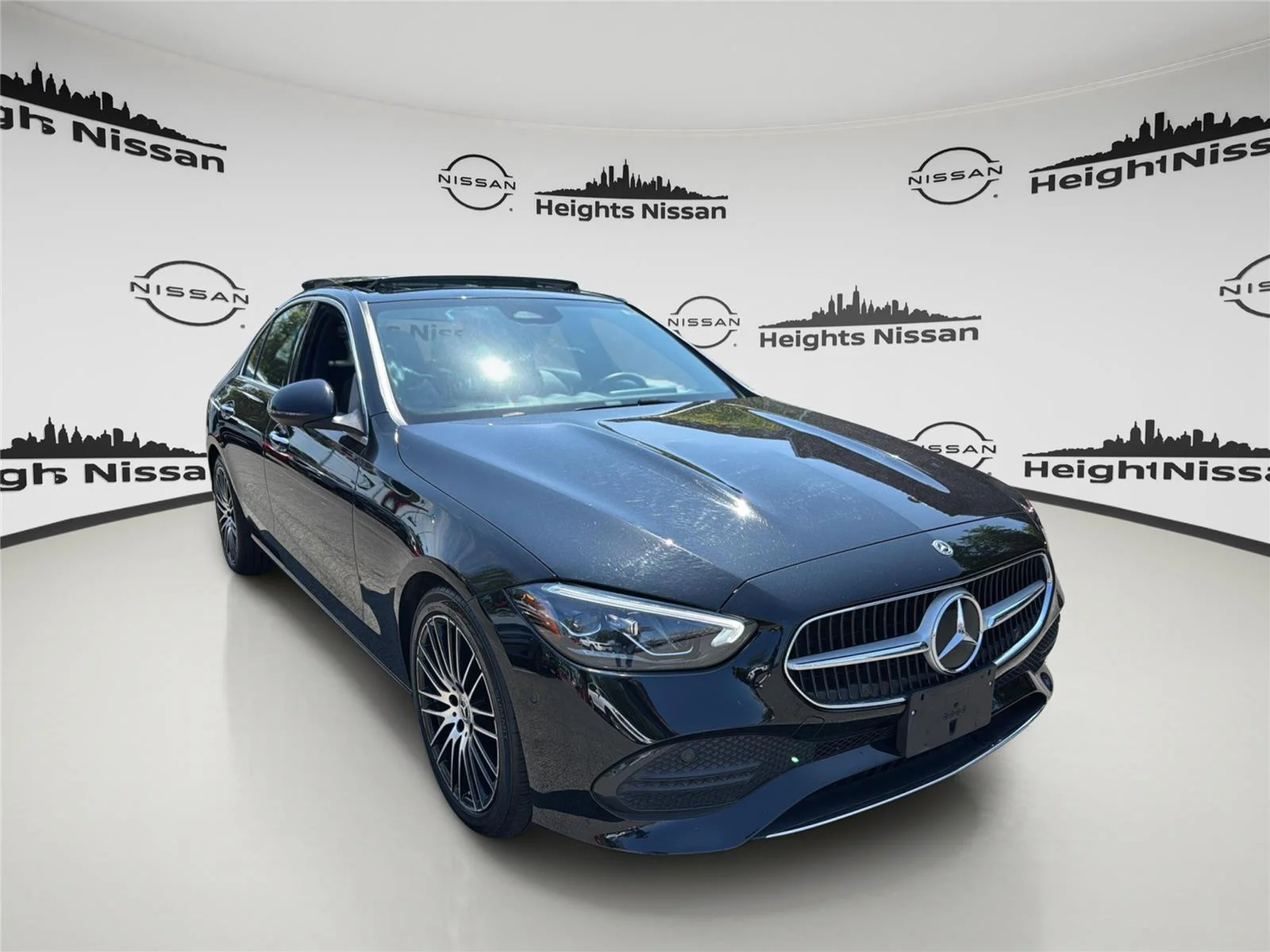 2025 Mercedes-Benz C-Class Sedan C 300 - Photo 9