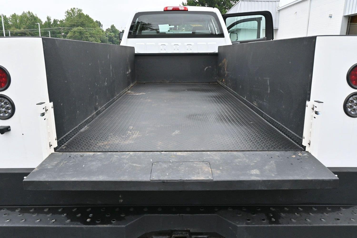 Used 2024 Summit White Chevrolet Work Truck image 14