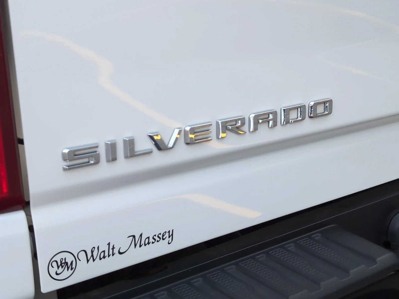 Used 2024 Summit White Chevrolet Custom image 5