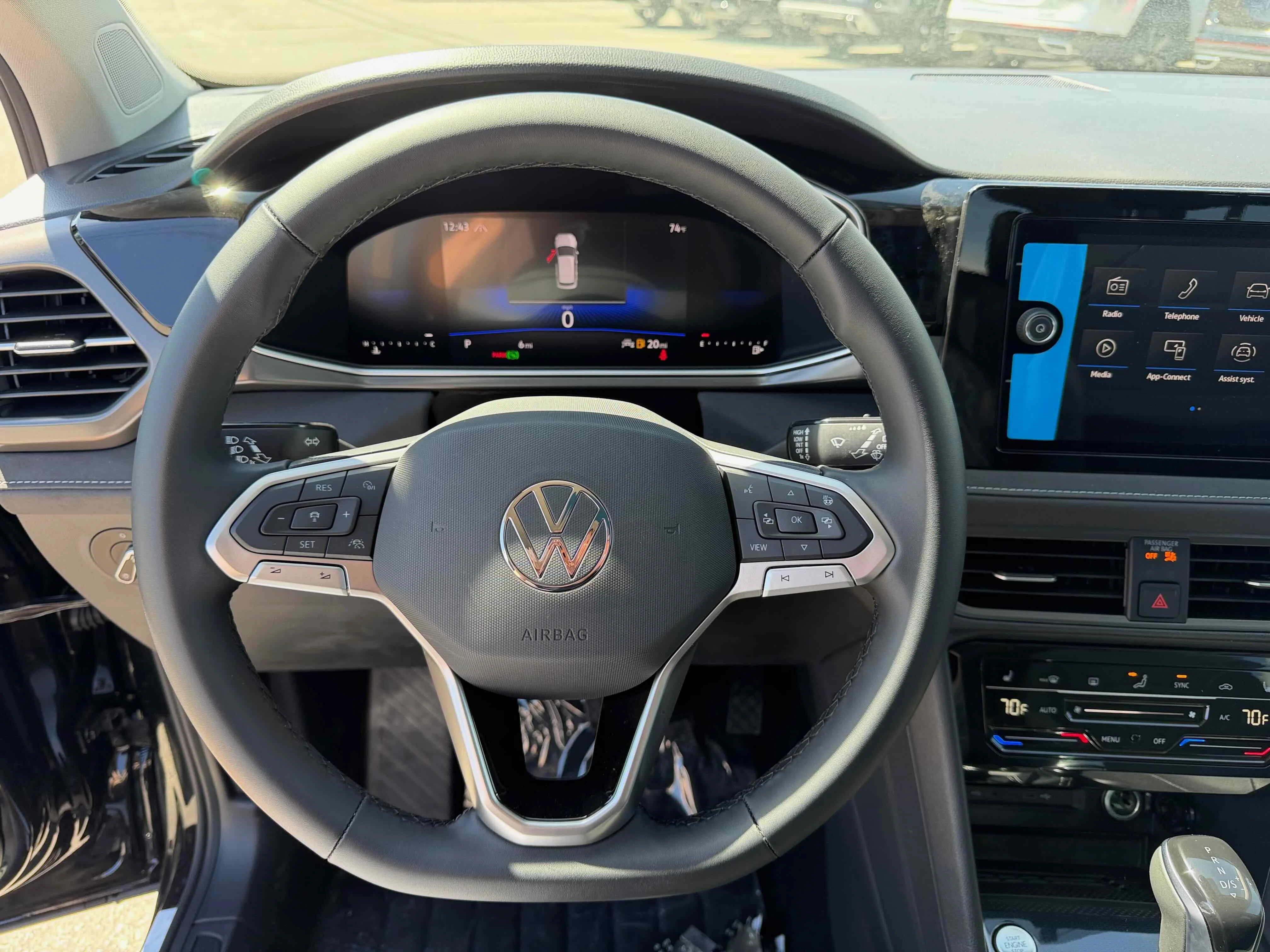New 2026 Deep Black Volkswagen SE Black image 16