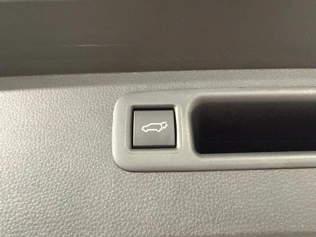 New 2026 Wind Chill Pearl Toyota Limited image 10