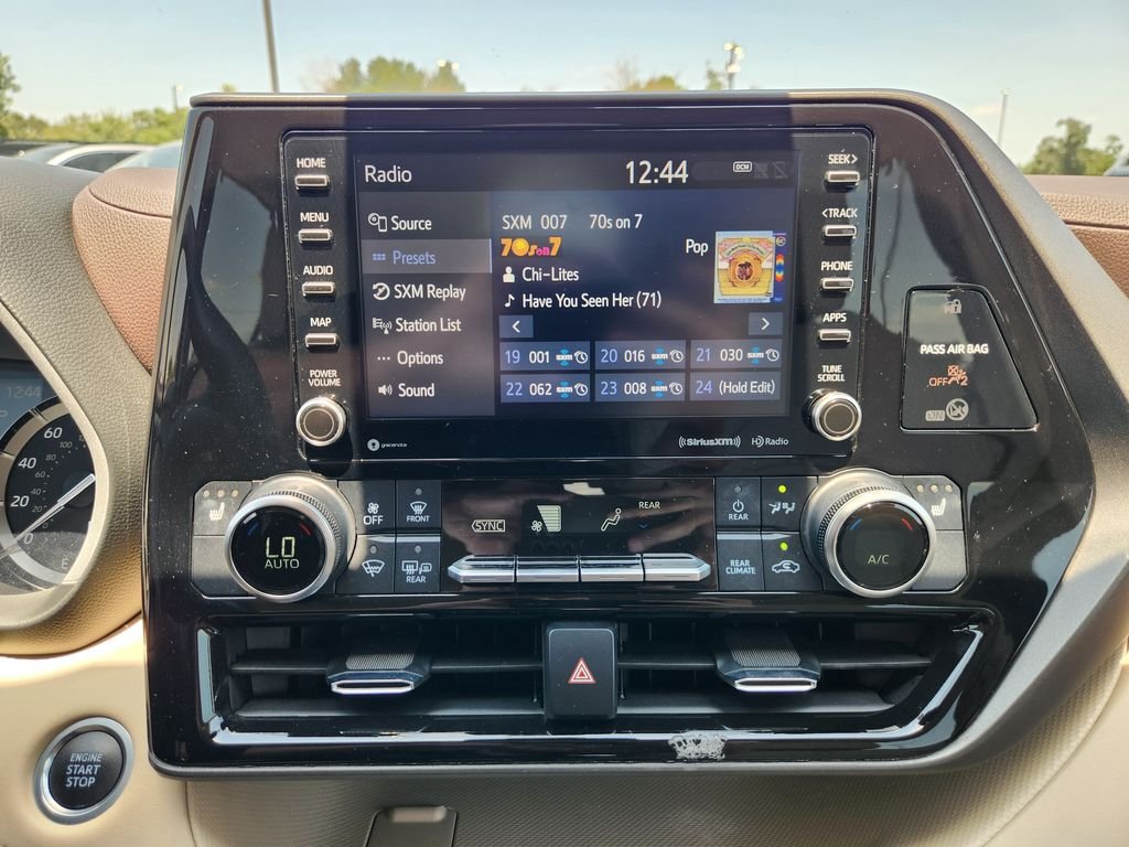 Used 2021 Opulent Amber Toyota XLE image 16