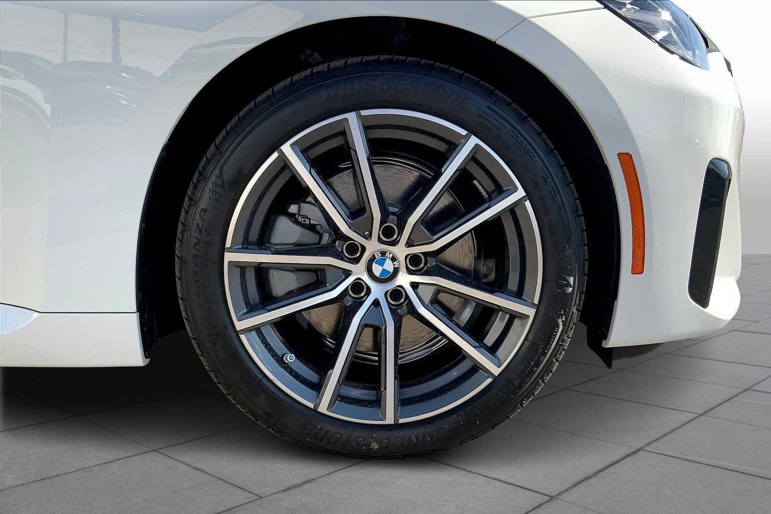 2025 BMW 2 Series 230i - Photo 10