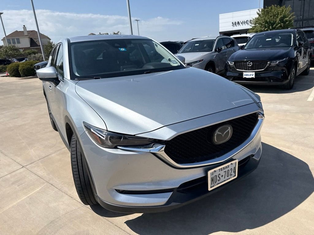 Used 2018 Silver Mazda Grand Touring image 3
