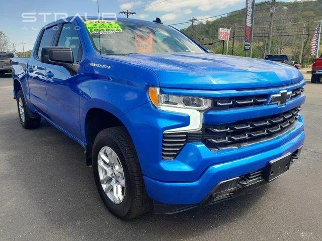 Used 2026 Riptide Blue Metallic Chevrolet RST image 3