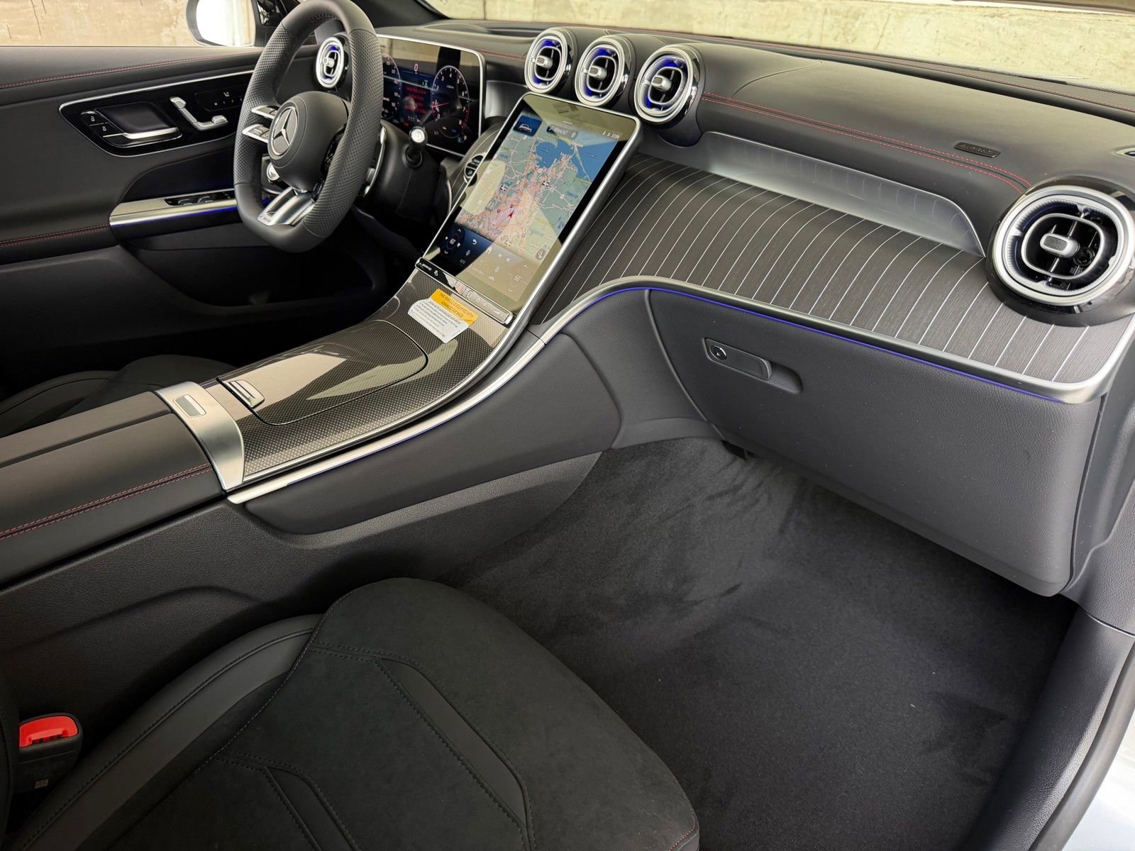New 2026 Cirrus Silver Metallic Mercedes-Benz AMG® GLC 43 4MATIC® SUV image 39
