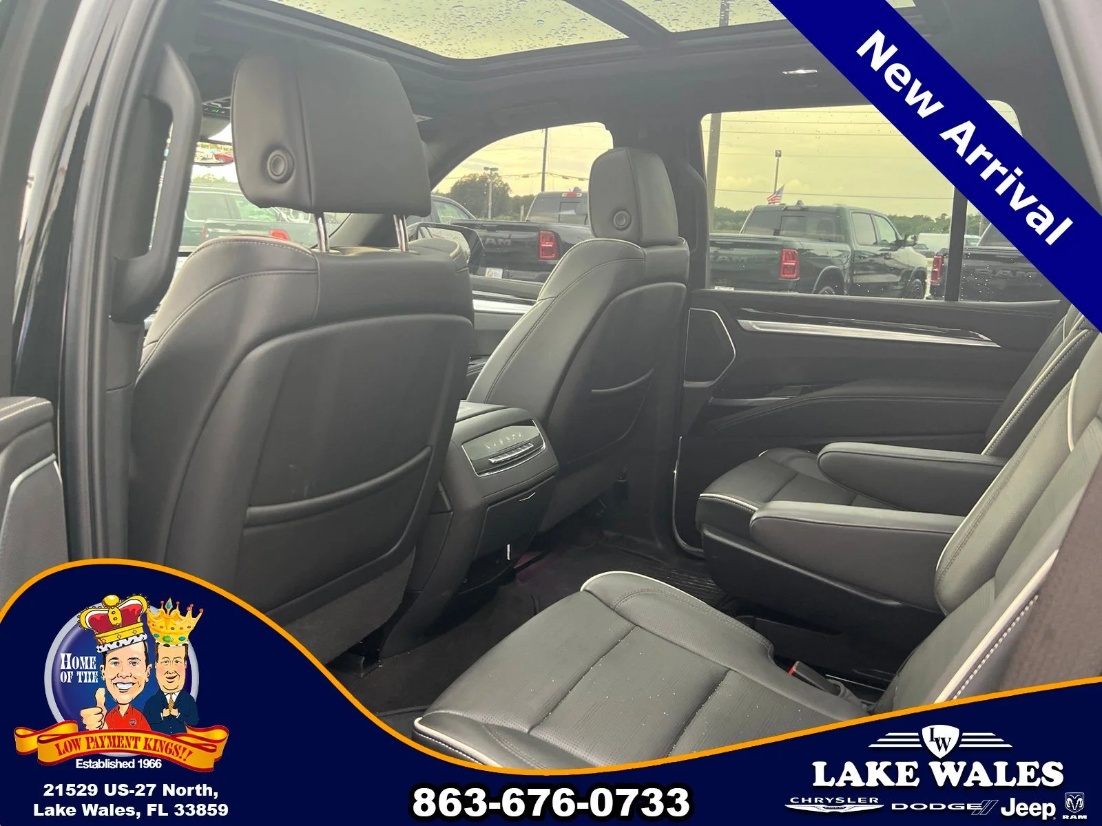 Used 2025 Black Cadillac Premium Luxury image 20
