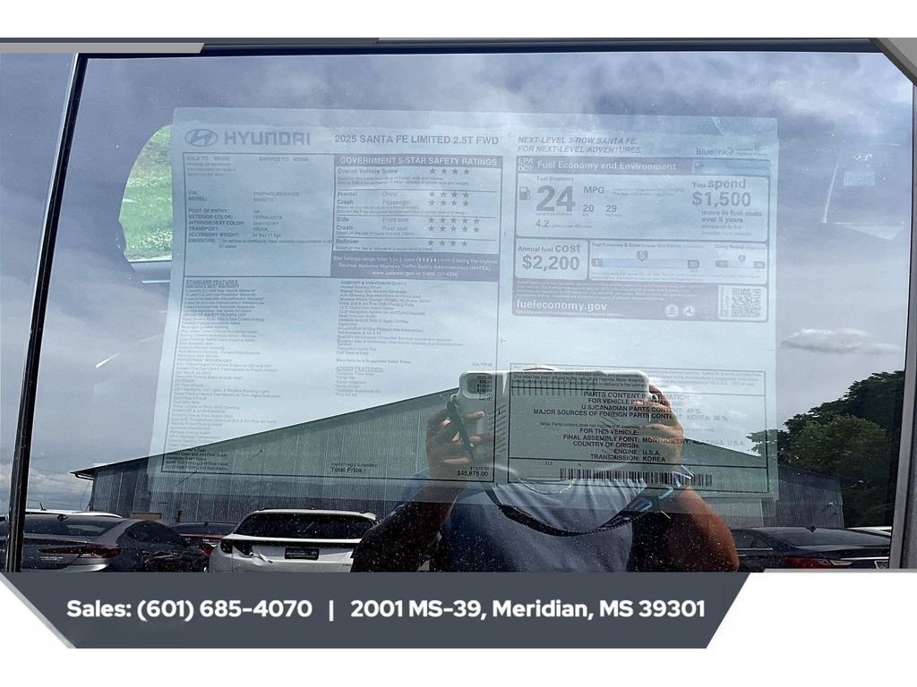 2025 Hyundai Santa Fe Limited - Photo 12